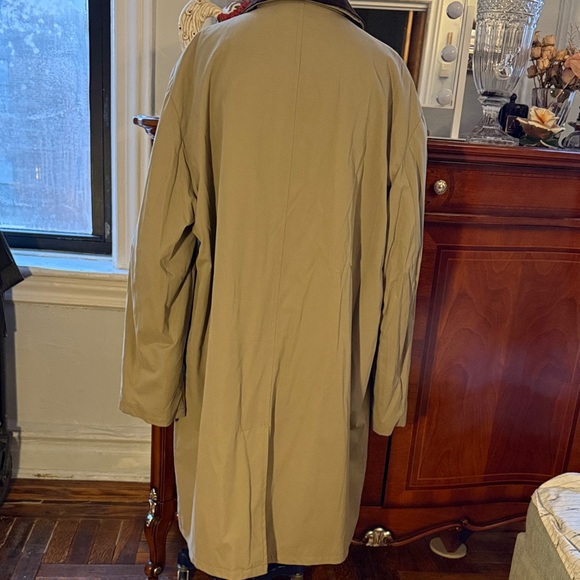 Docayro Men's Tan Coat with Dark Brown Collar - Picture 5 of 16